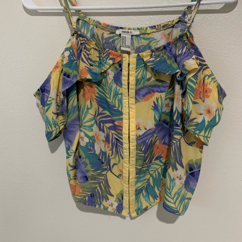 Tropical & Floral Forever 21 crop top